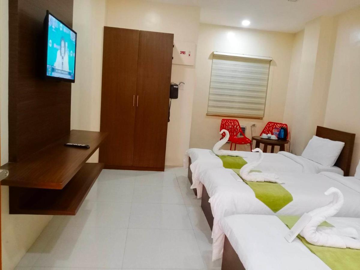 Rnr Suites Legazpi Exterior photo