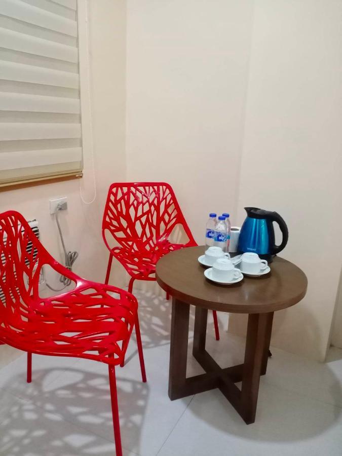 Rnr Suites Legazpi Exterior photo