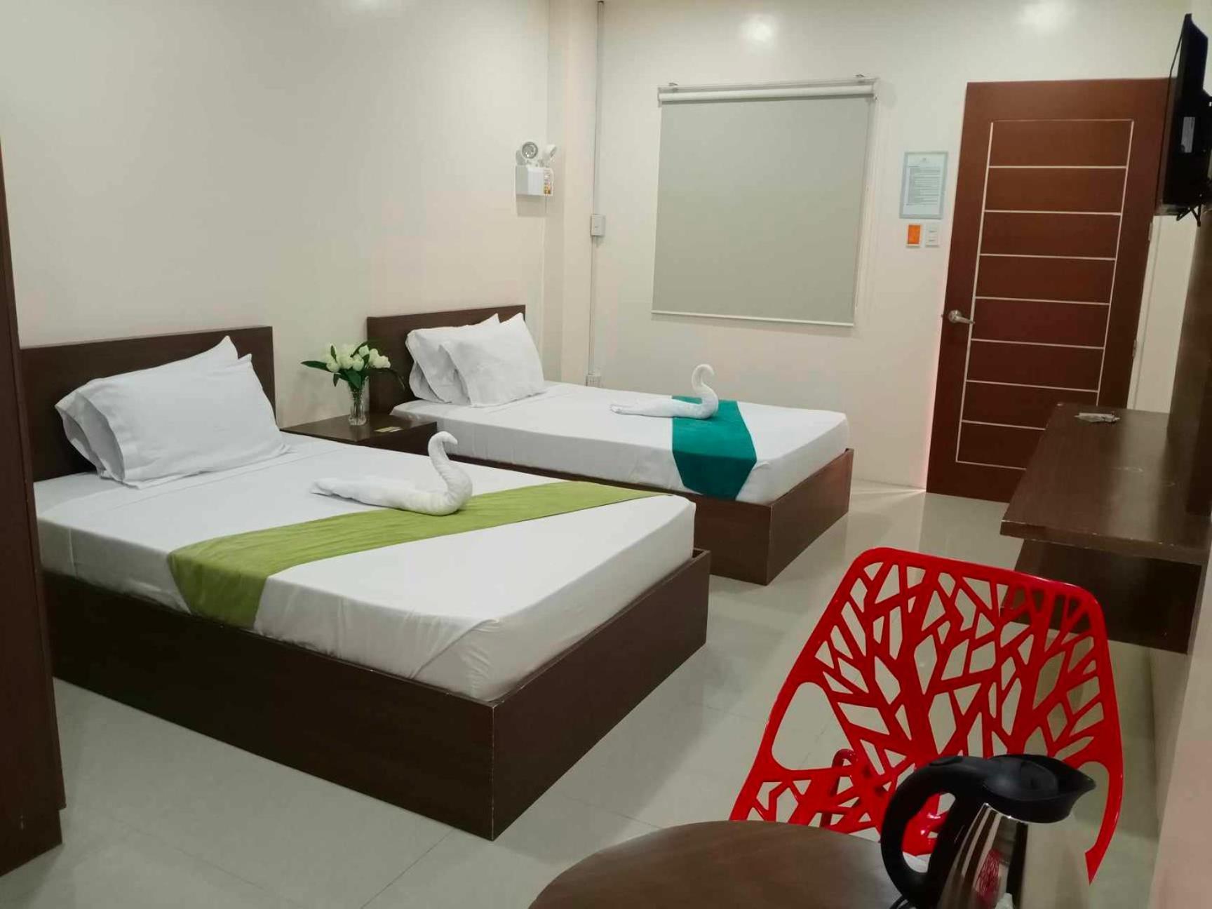 Rnr Suites Legazpi Exterior photo