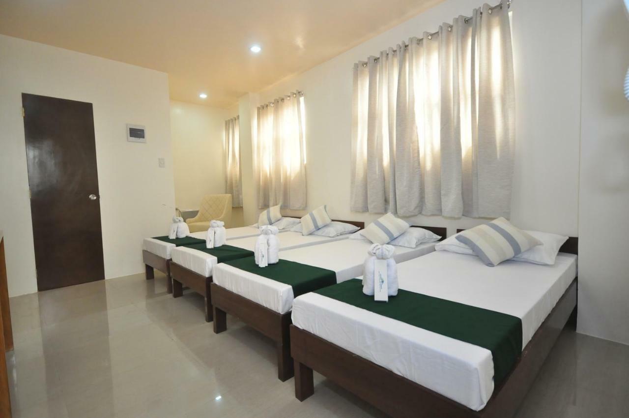 Rnr Suites Legazpi Exterior photo